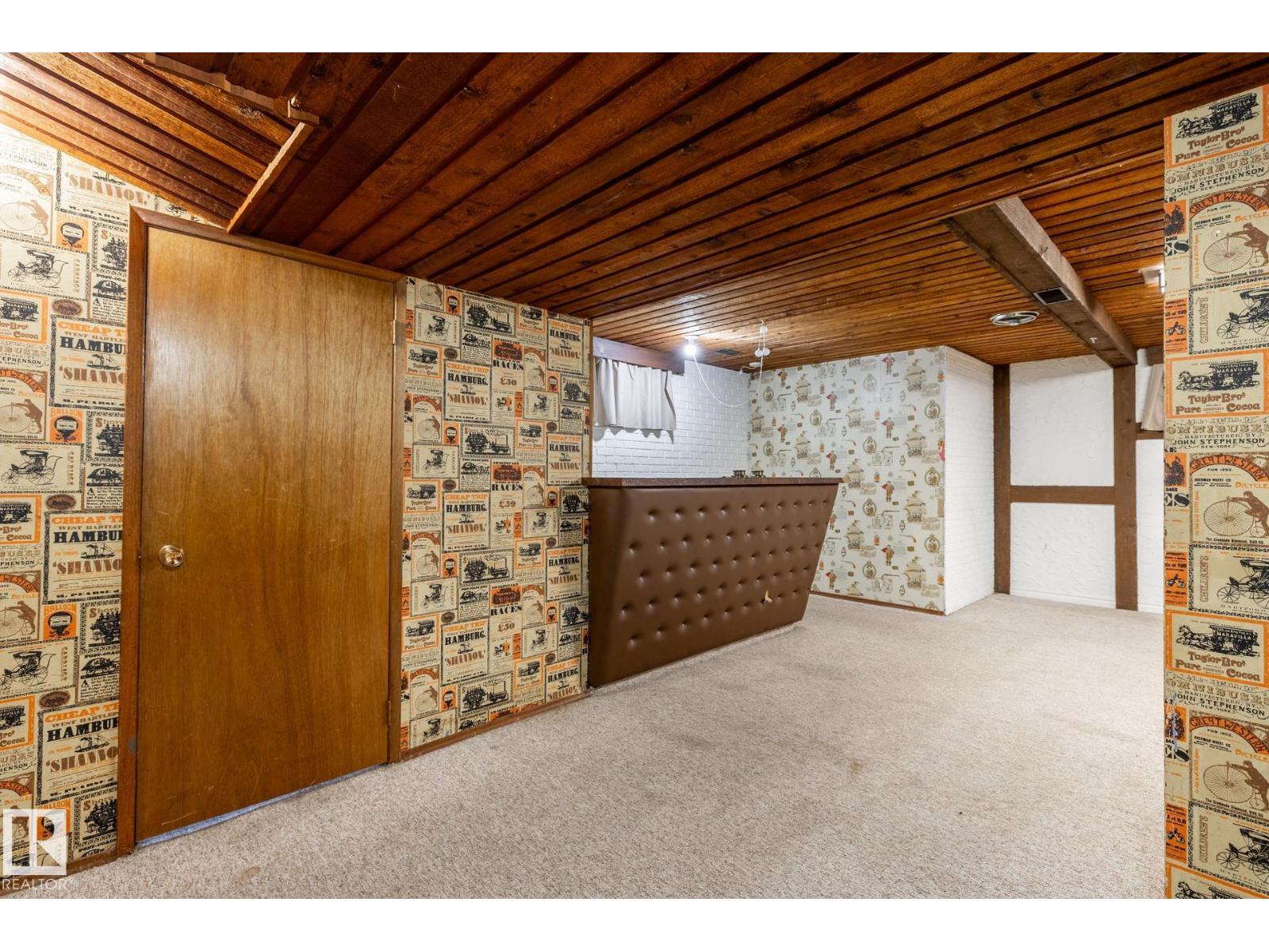 11819 87 AV NW - 67