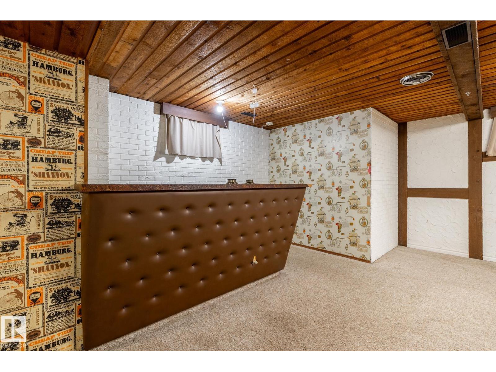 11819 87 AV NW - 68