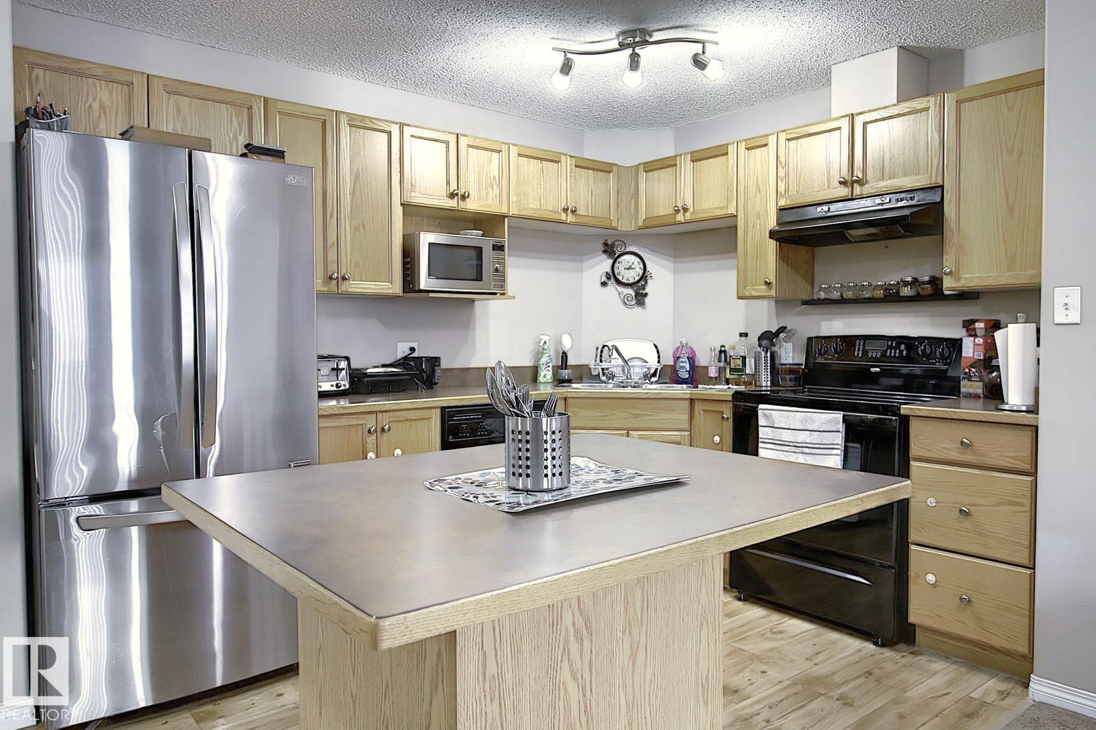 #118 5350 199 ST NW - 16