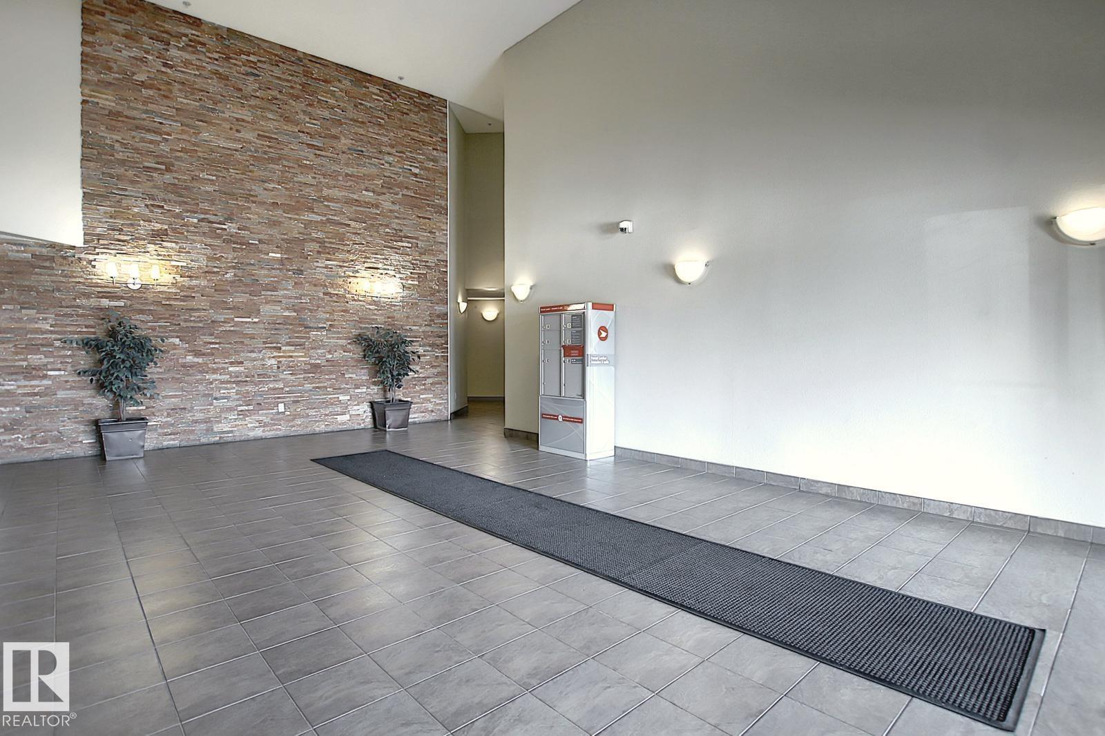 #118 5350 199 ST NW - 18
