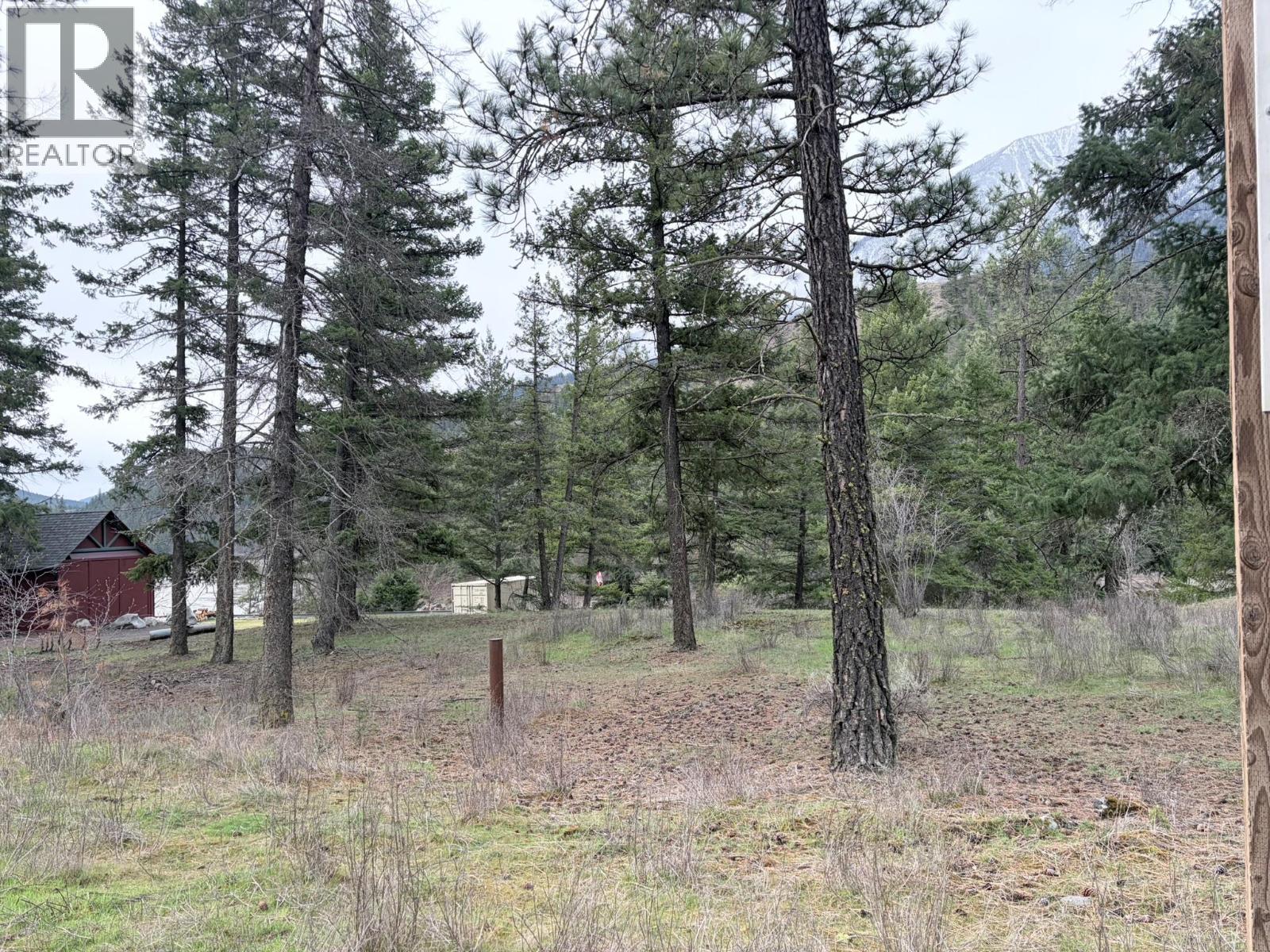  5667 Highway 12 Highway, Lillooet