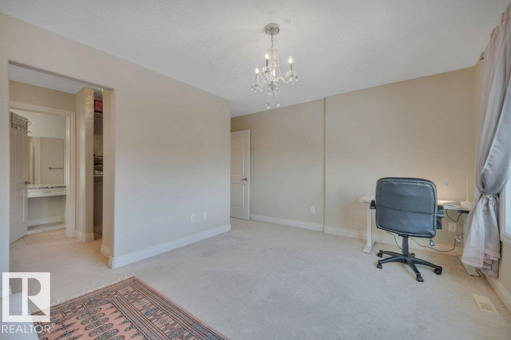 631 HOWATT DR SW, Edmonton