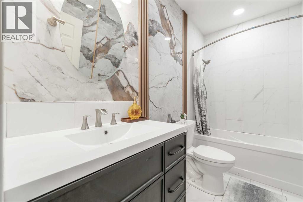 Single Family House for Sale in  Carringvue Manor NW Carrington Calgary 