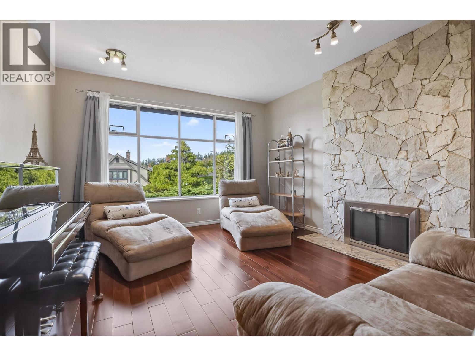 2577 TRILLIUM Place - photo 2