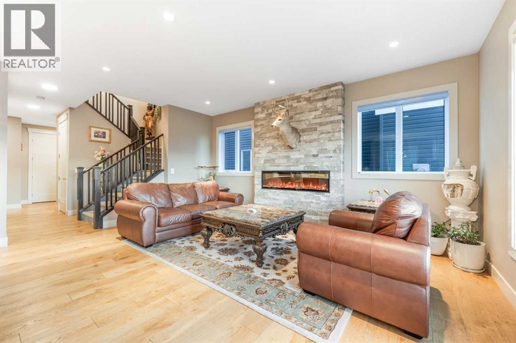 Single Family House for Sale in  Carringvue Manor NW Carrington Calgary 