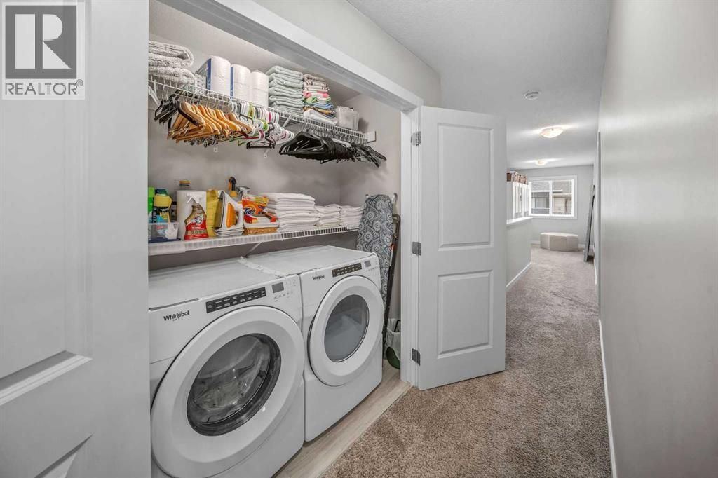 Single Family House for Sale in  Crestbrook Common SW Crestmont Calgary 