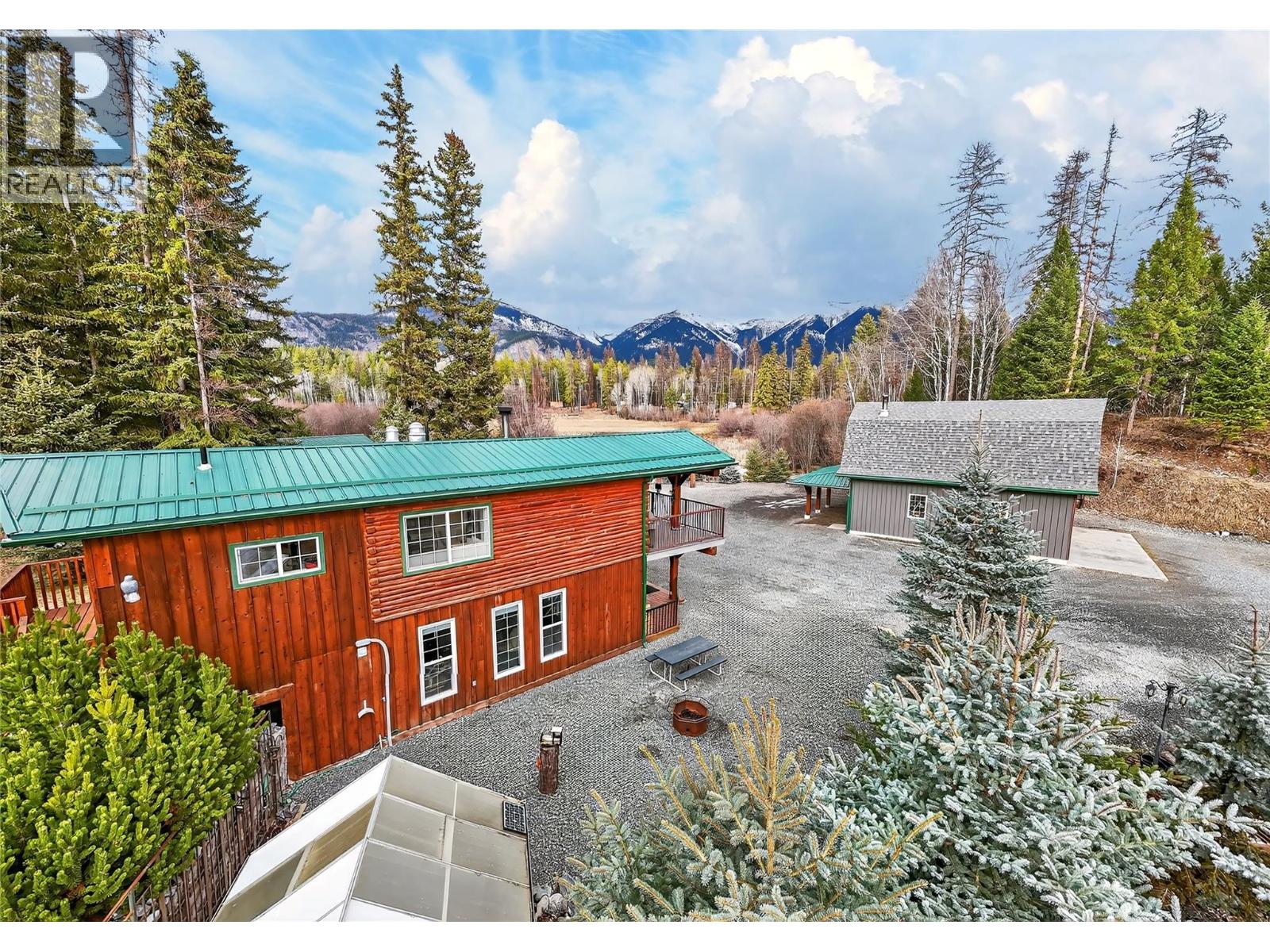 6206 Tie Lake Shore N Road, Jaffray