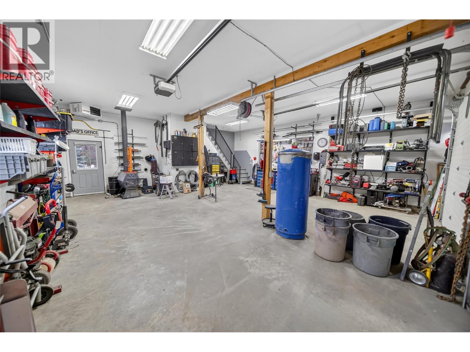 6206 Tie Lake Shore N Road, Jaffray