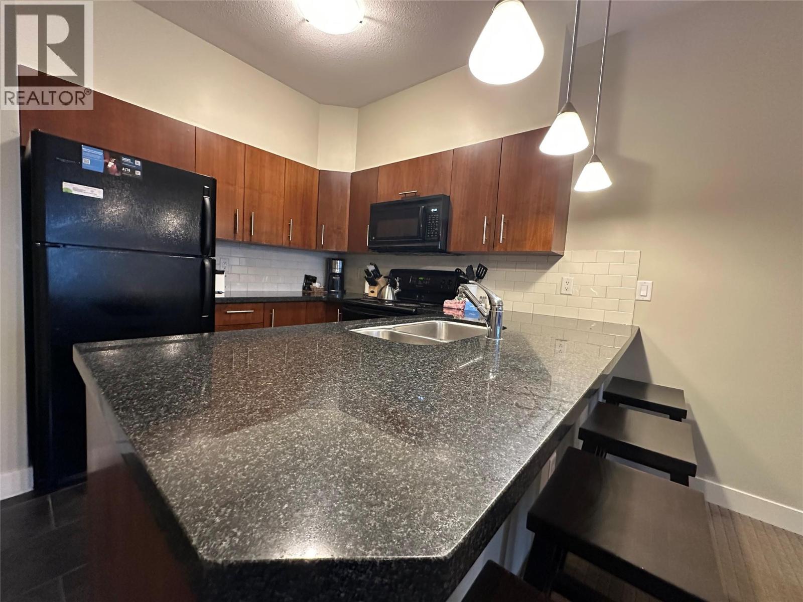 #413B 2049 SUMMIT Drive - 1