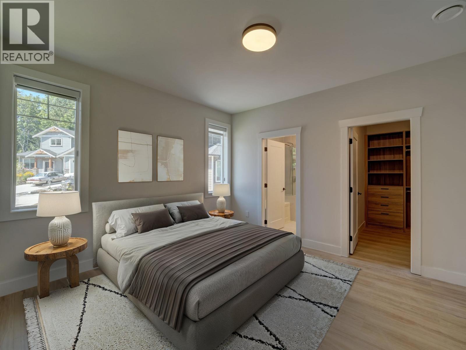 6070-72 HEARTWOOD PLACE, Sechelt