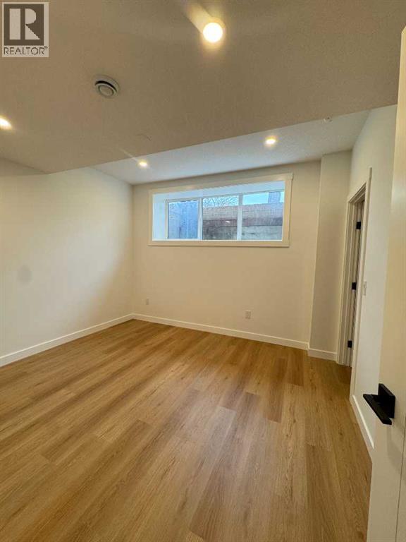 Single Family House for Sale in   Avenue NW Montgomery Calgary 