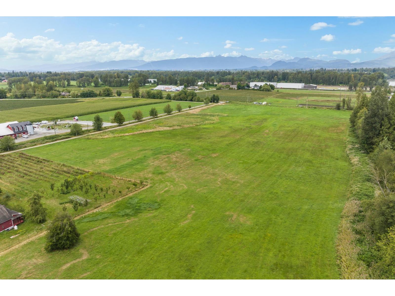 24250 88 AVENUE, Langley