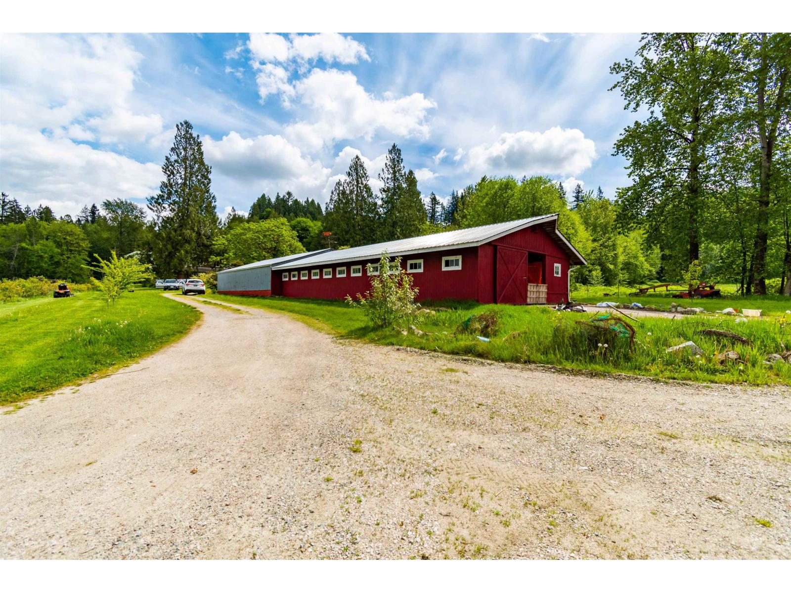 24250 88 AVENUE, Langley