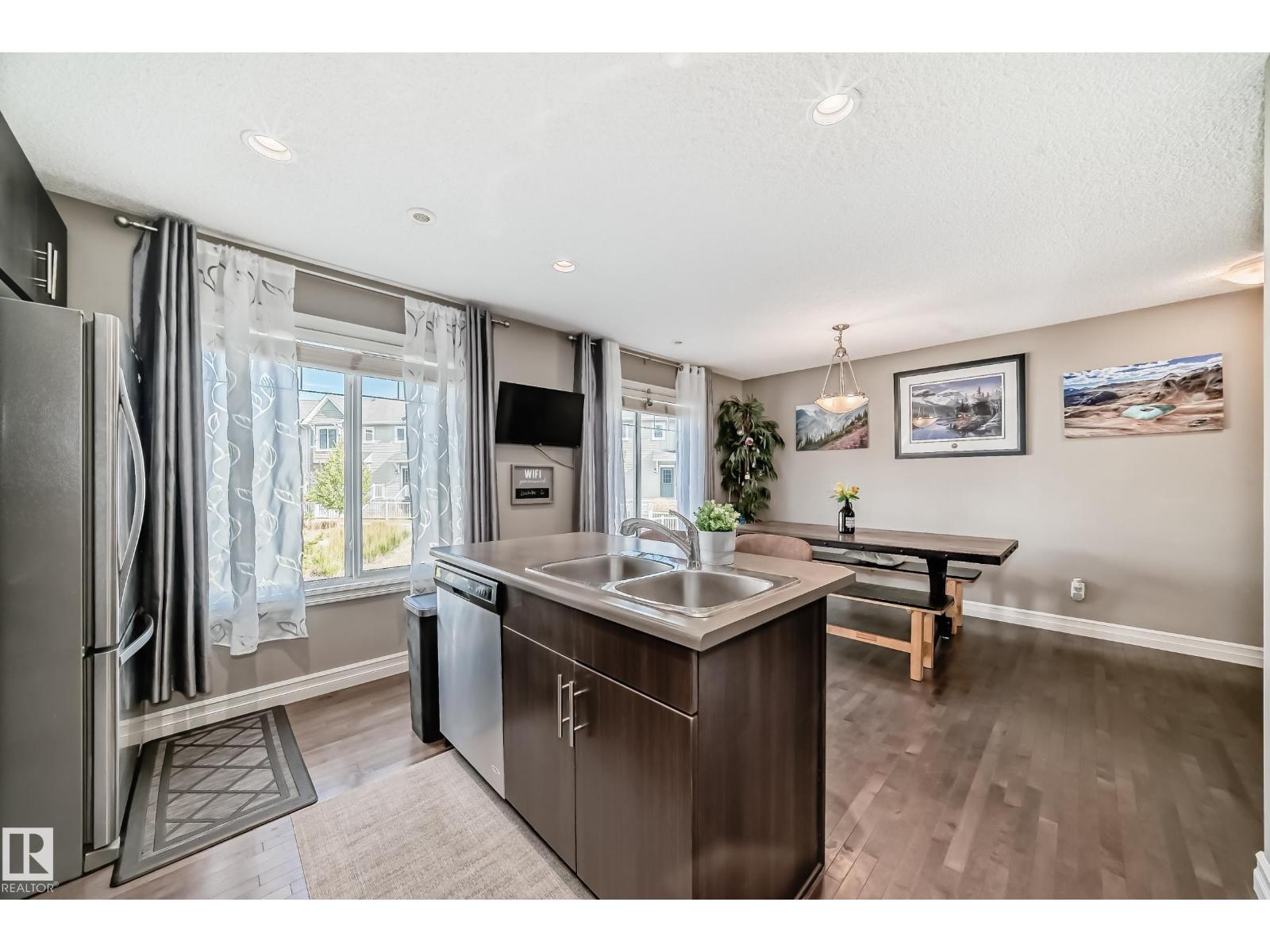 #63 3625 144 AV NW NW, Edmonton