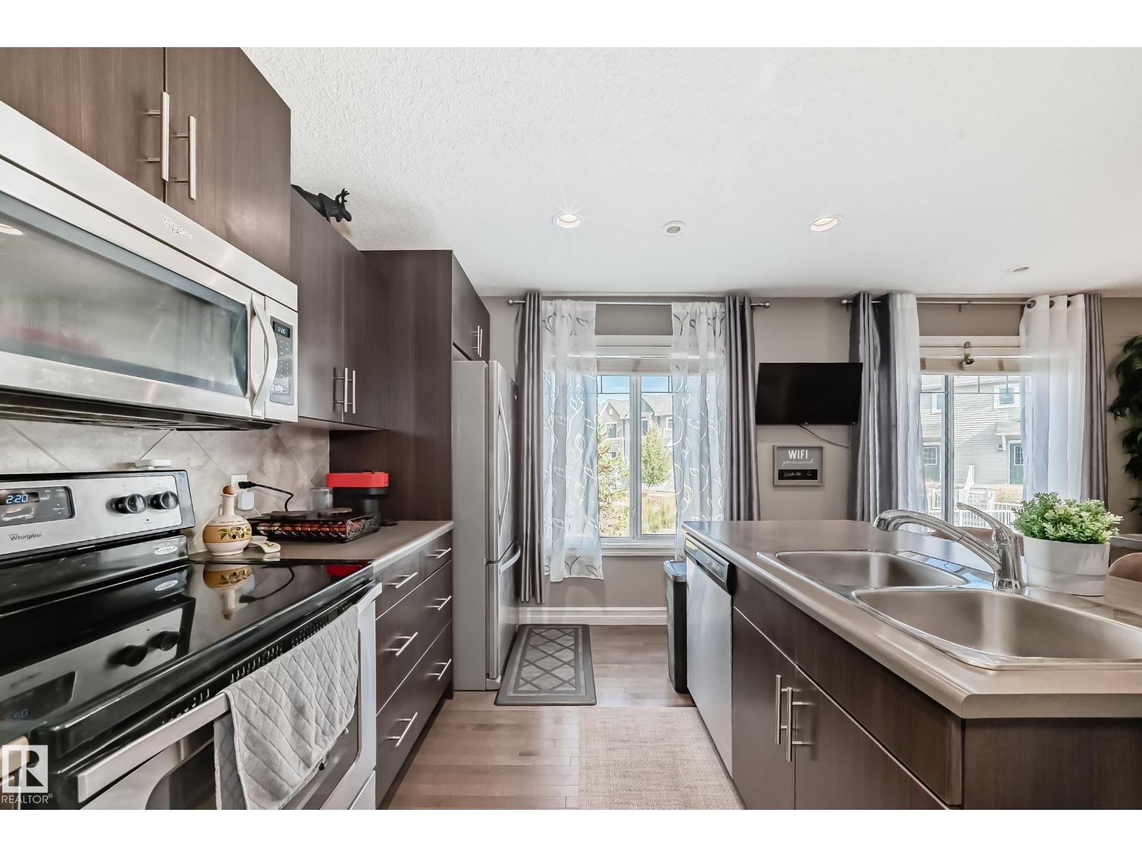 #63 3625 144 AV NW NW, Edmonton