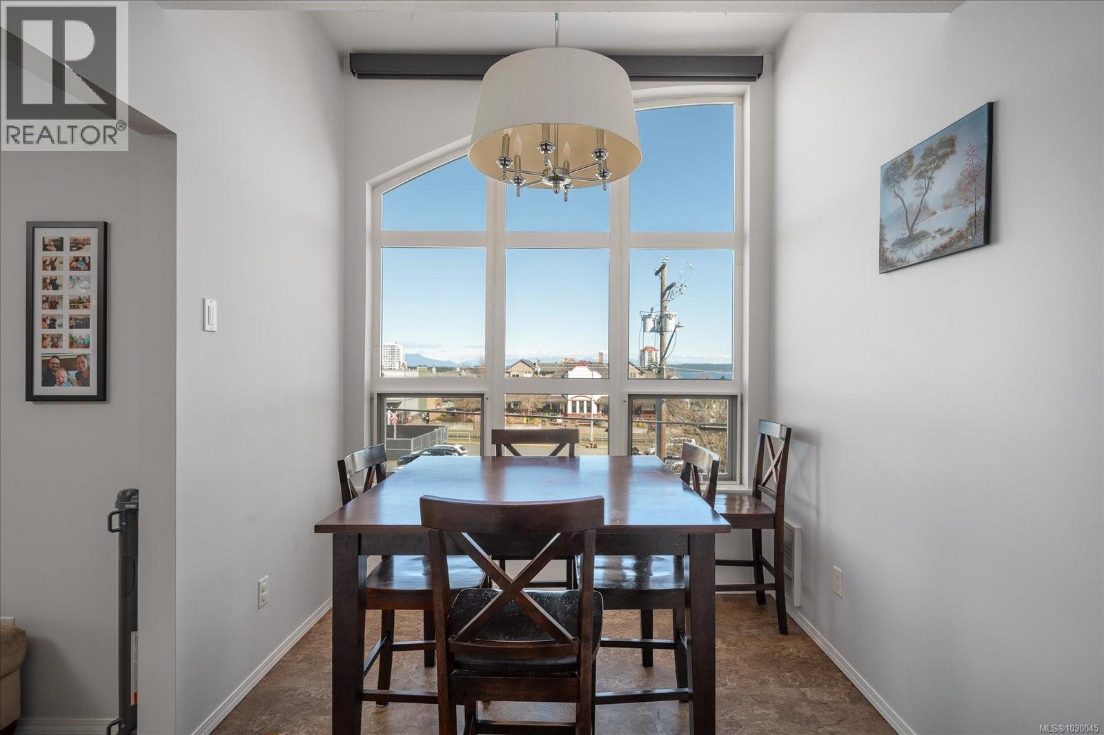 #304 327 PRIDEAUX ST - 11