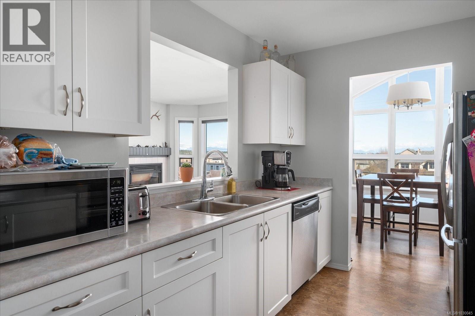 #304 327 PRIDEAUX ST - 12