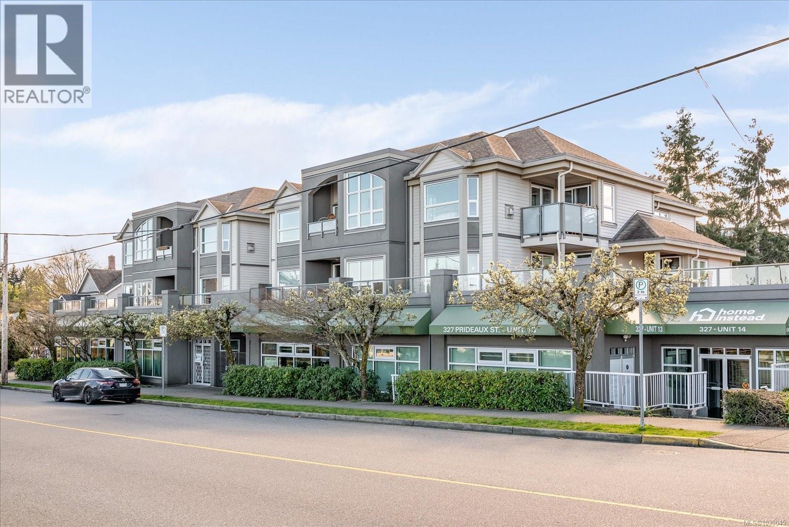 #304 327 PRIDEAUX ST - 28