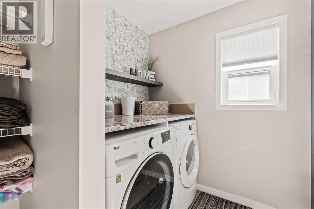 65 Sunrise Crescent, Cochrane