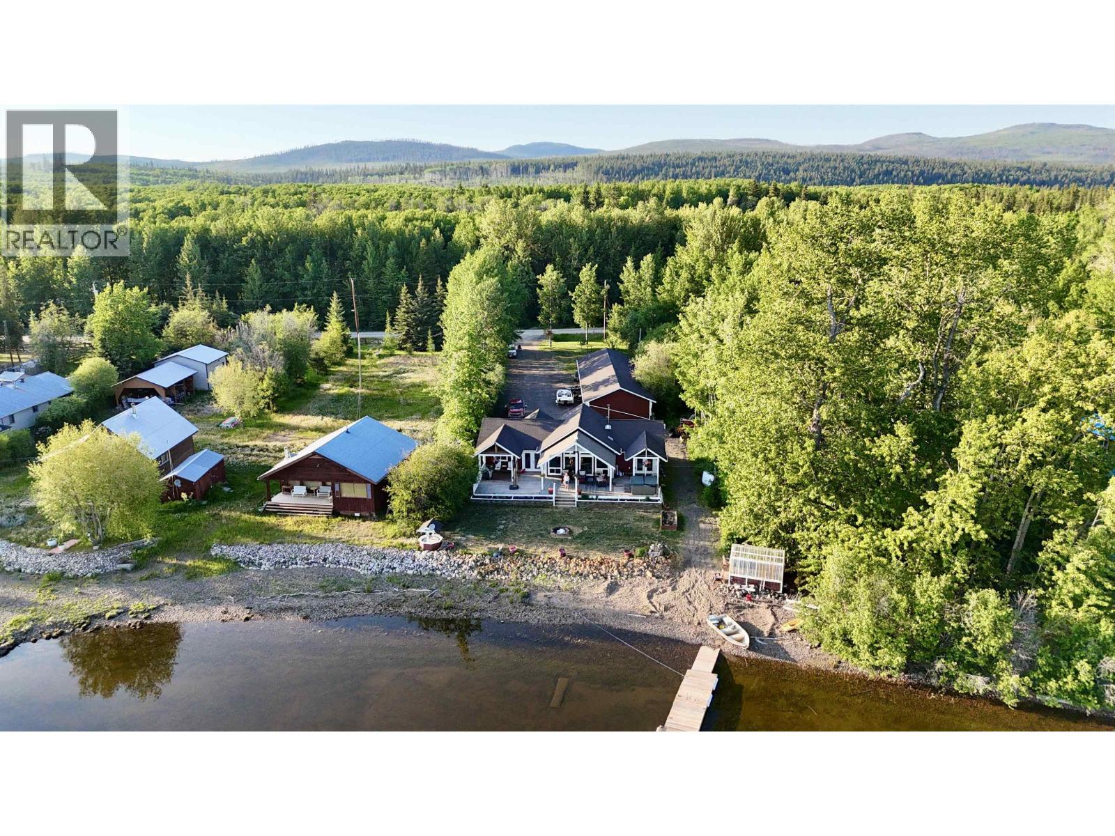7285 PETERSON ROAD, Fraser Lake