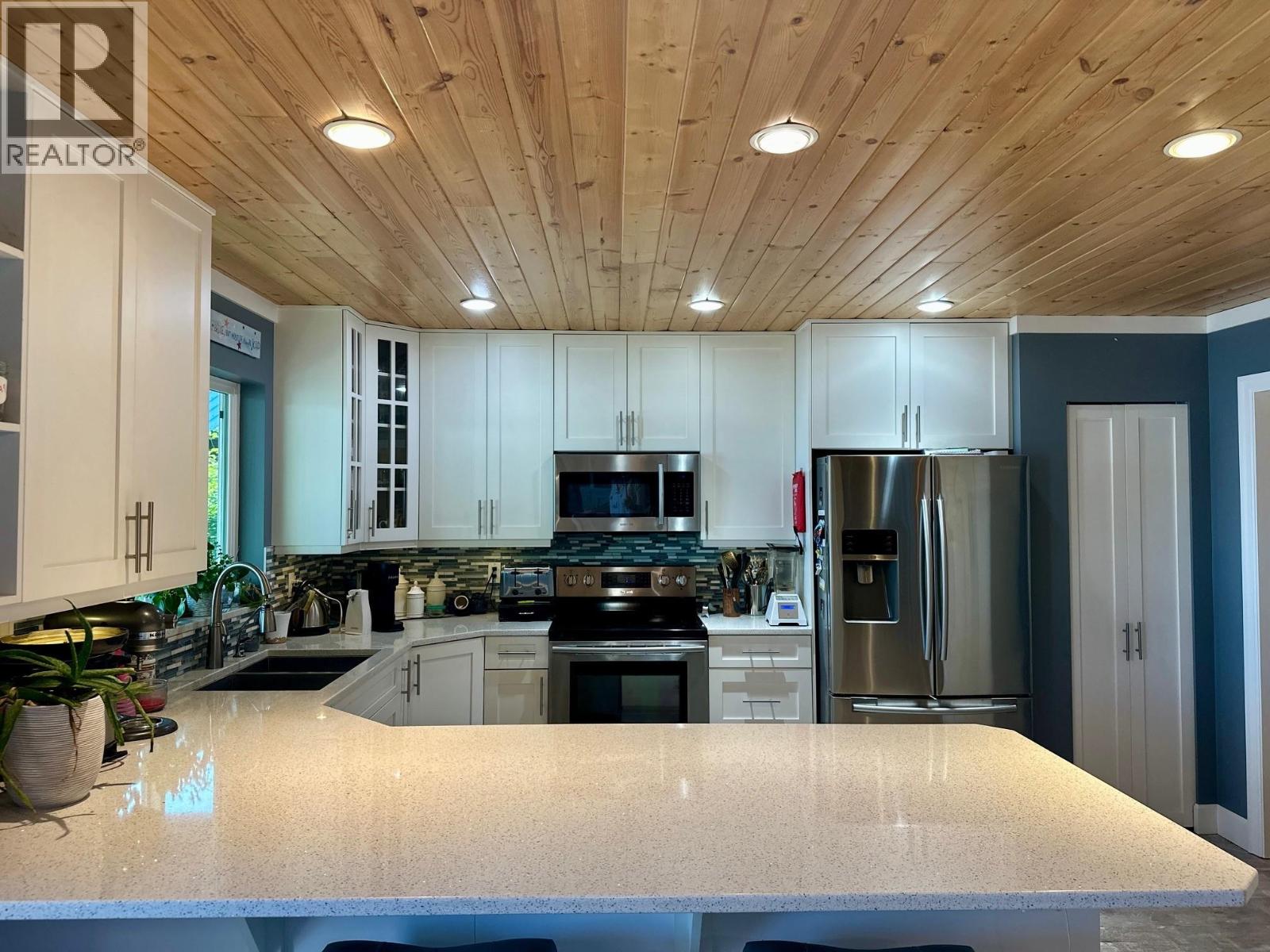 7285 PETERSON ROAD, Fraser Lake