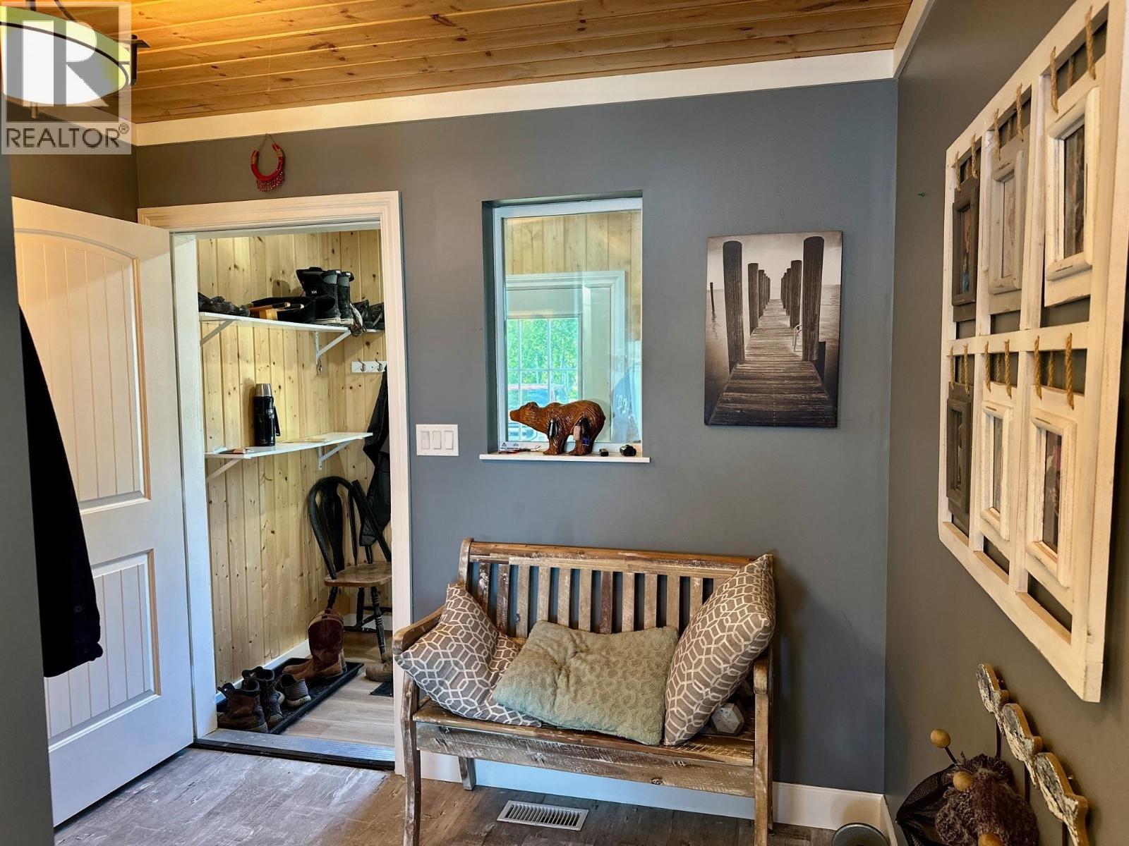 7285 PETERSON ROAD, Fraser Lake