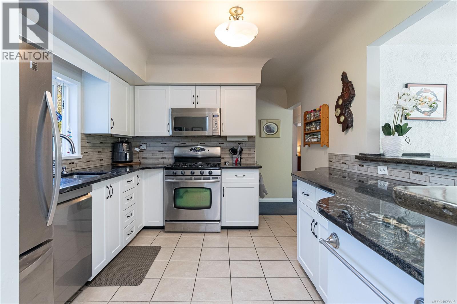 3334 ACEMINK RD - 10