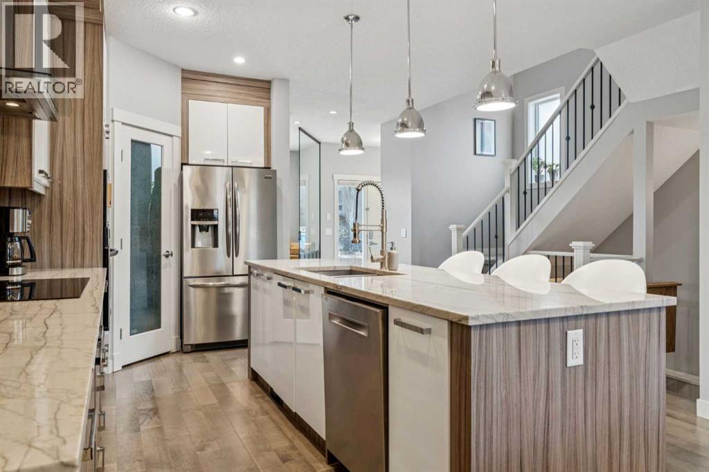 Single Family House for Sale in   Street NW Parkdale Calgary 