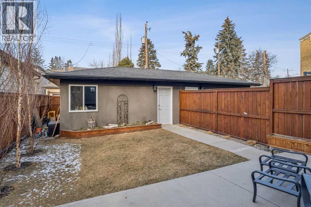Single Family House for Sale in   Street NW Parkdale Calgary 