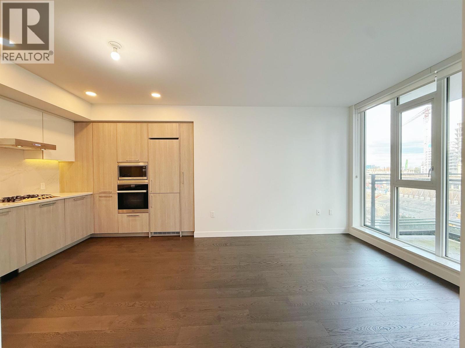 609 3200 CORVETTE WAY