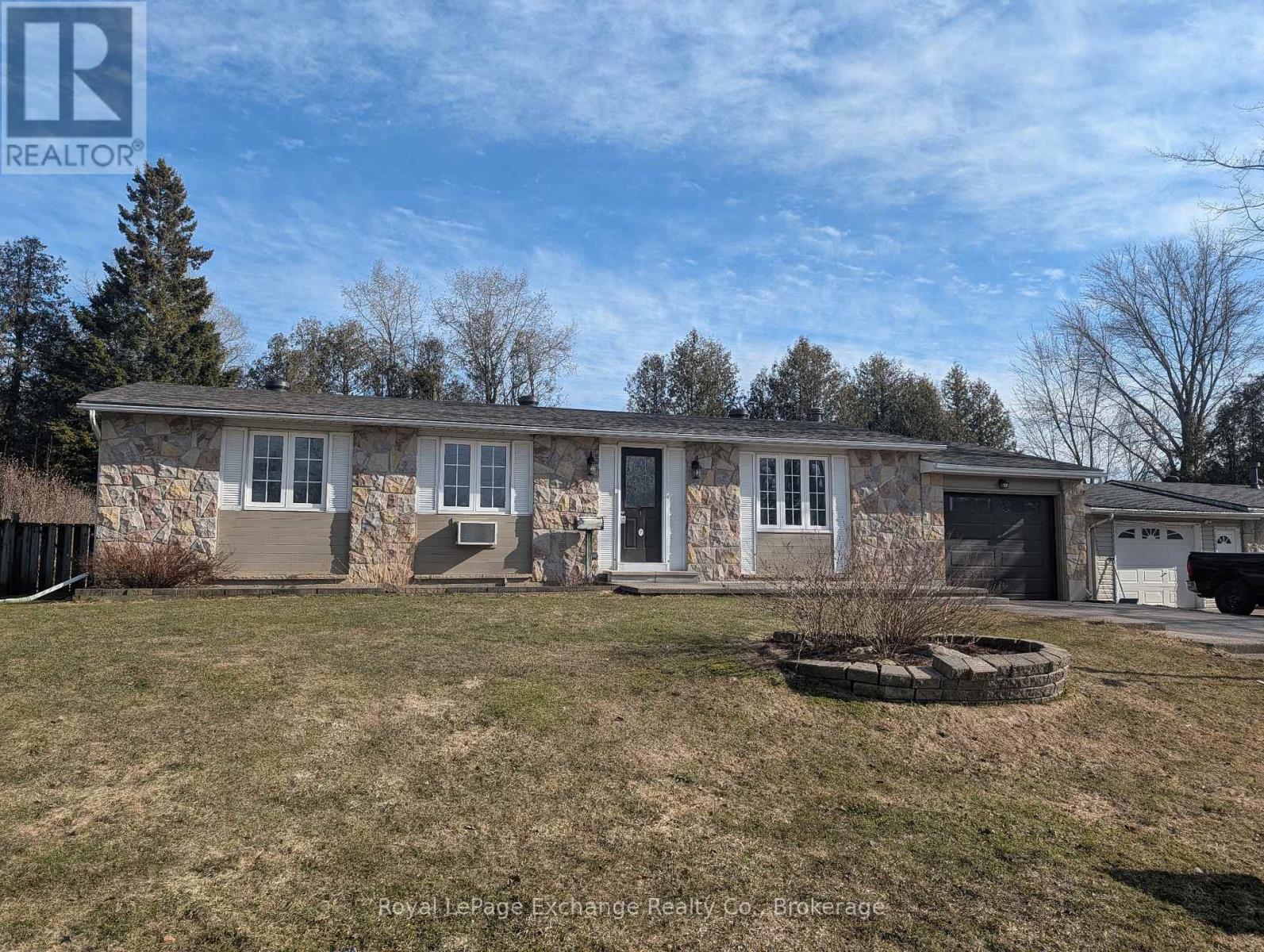 24 INVERNESS STREET N, Kincardine, Ontario