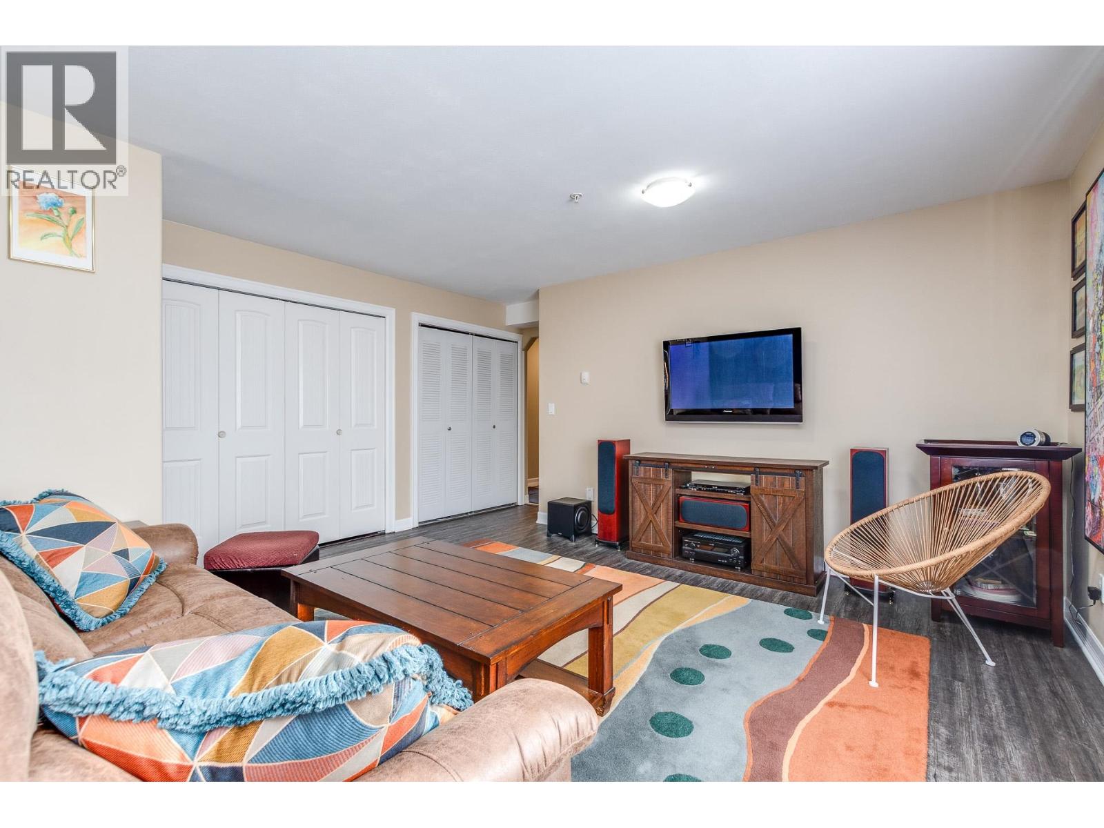 3339 WELLINGTON STREET