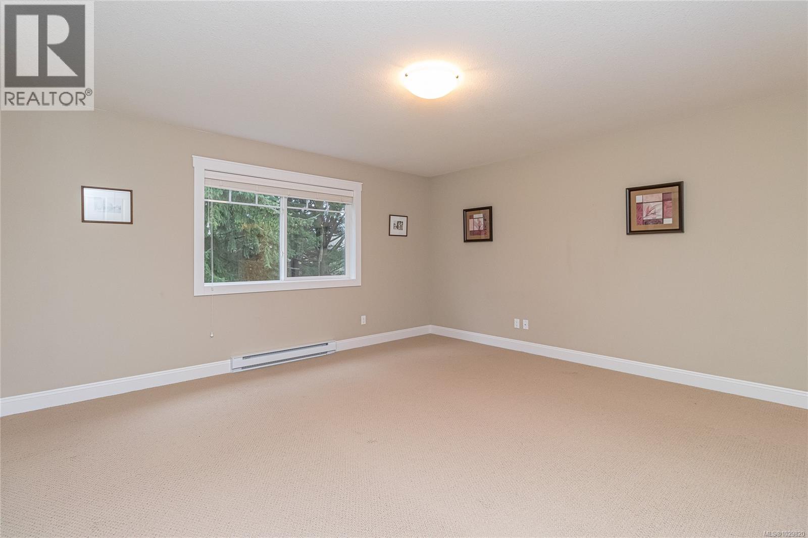#23 3110 Cook St - 23