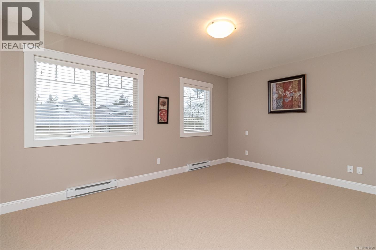 #23 3110 COOK ST - 26