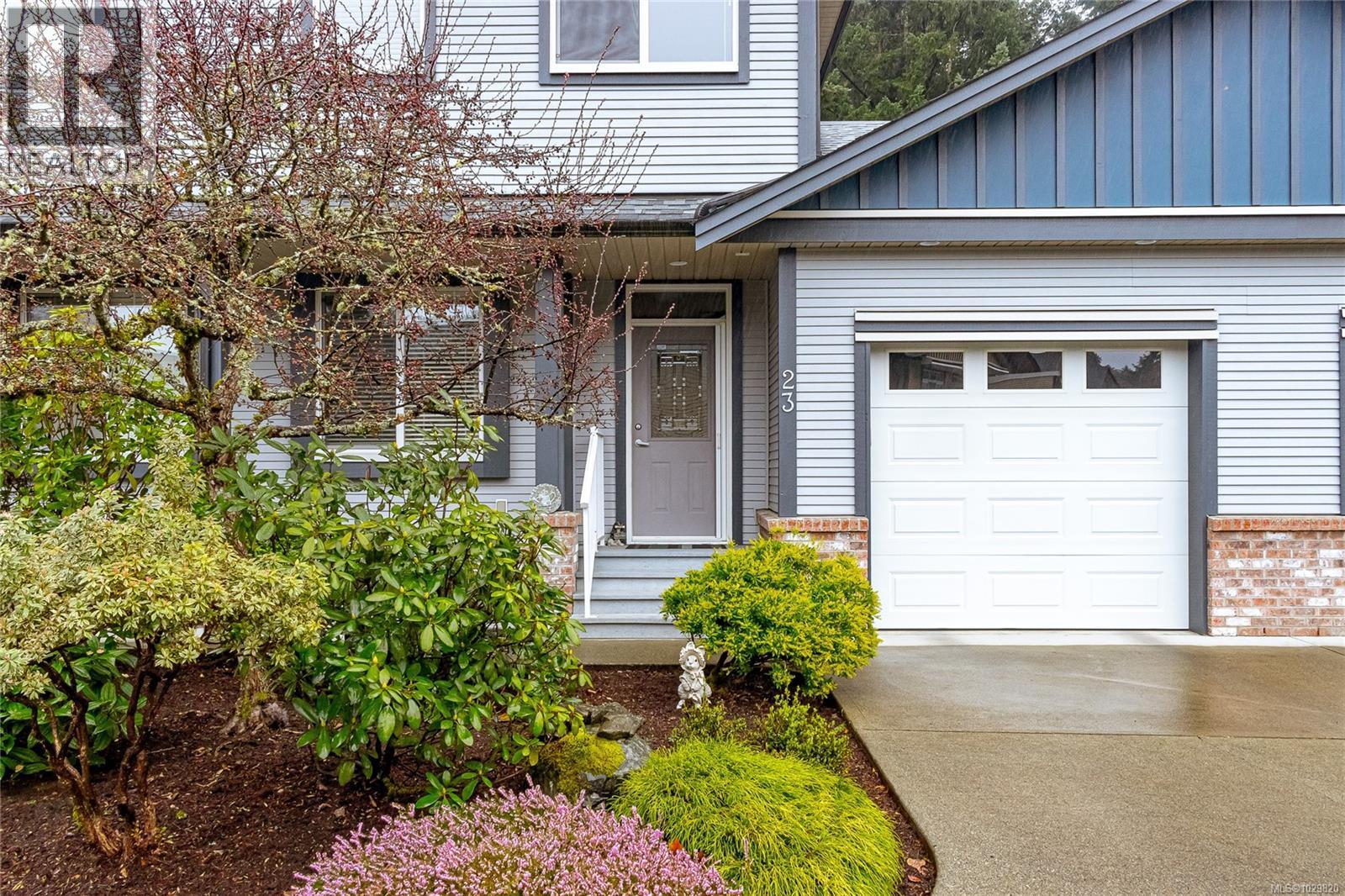 #23 3110 COOK ST - Image 3