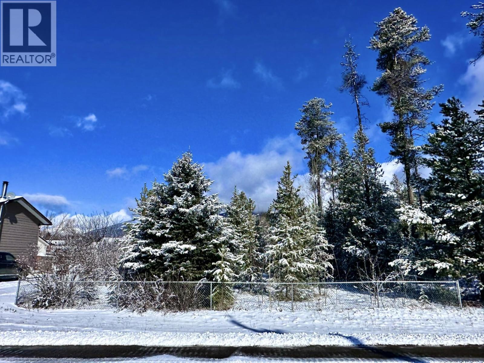 1044 9TH Avenue - main photo