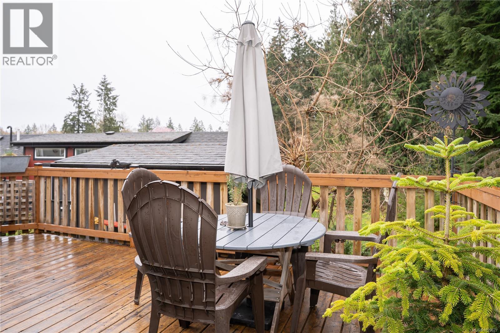 #152 3042 River Rd - 17