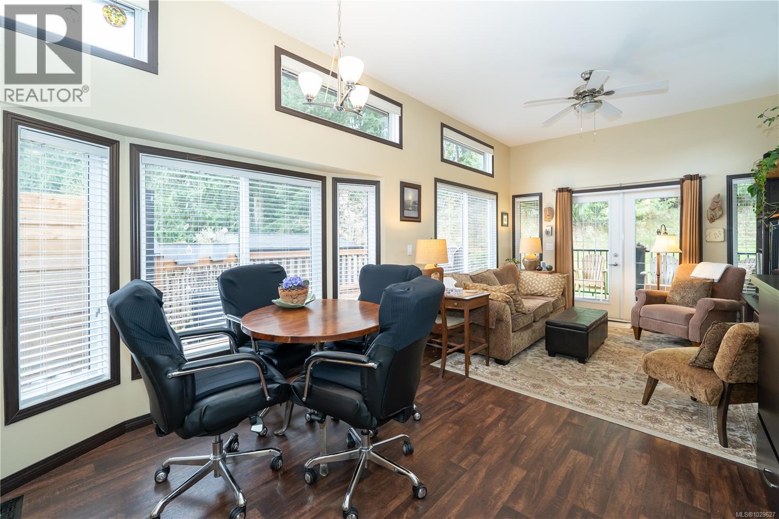 #152 3042 River Rd - 19