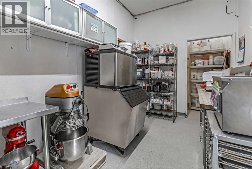 75 White Avenue, Bragg Creek