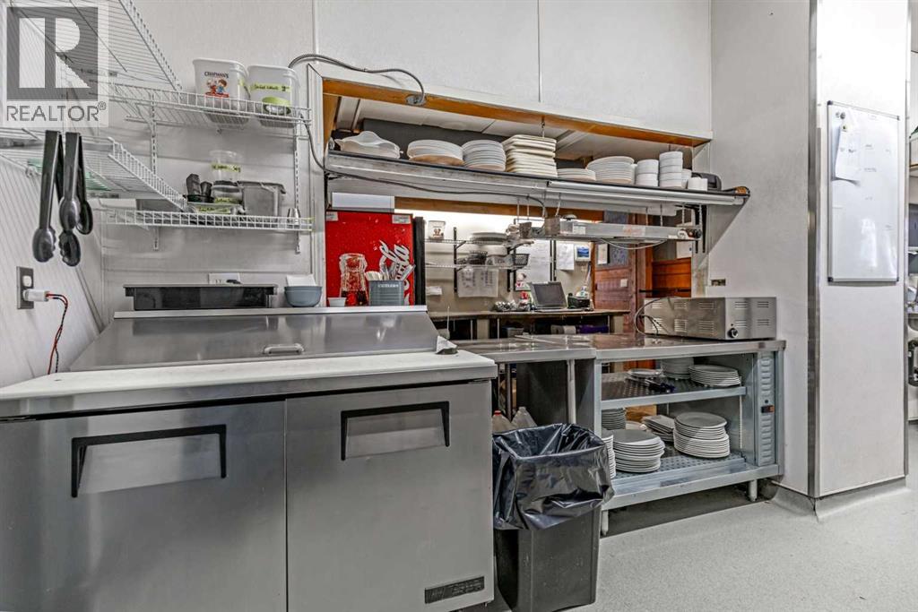 75 White Avenue, Bragg Creek