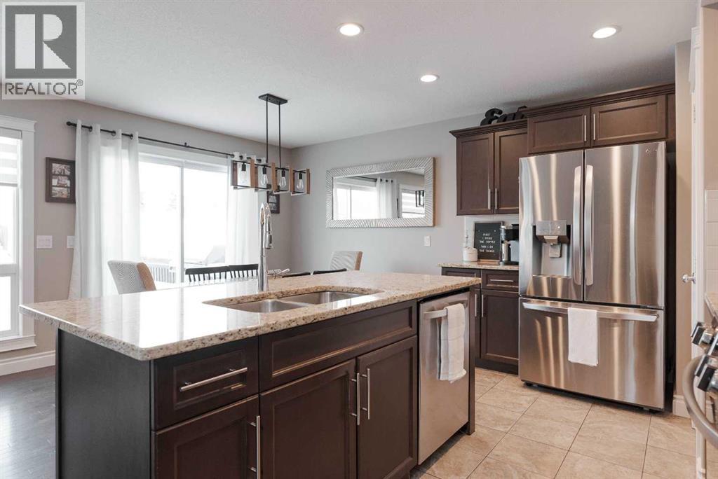 108 Diamondstone Ridge, Fort McMurray