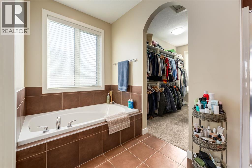 
          236 Montclair Place
            <br/>
            <span>Cochrane Lake</span>
            , 
            <span>AB</span>
             <span>T4C0A8</span>
         - Photo 20