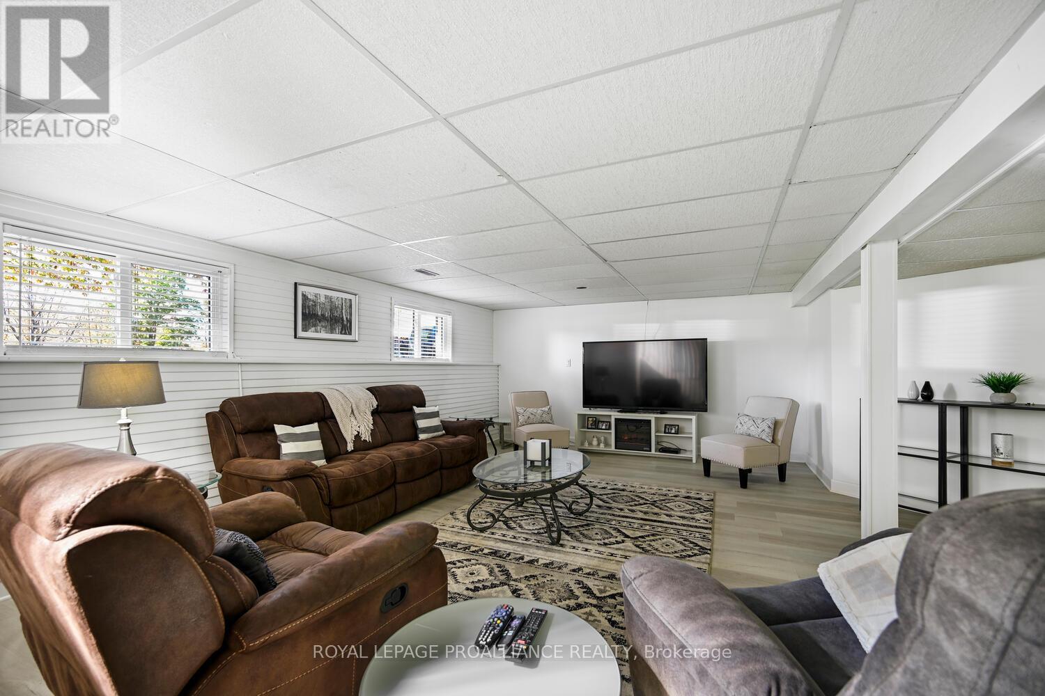 2597 NORTH CAMPBELL ROAD - 19