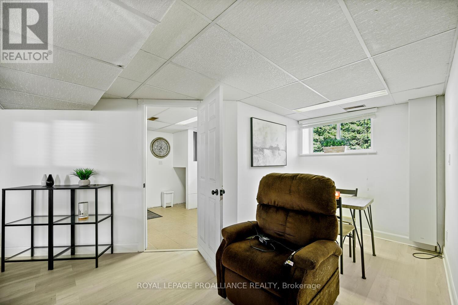 2597 NORTH CAMPBELL ROAD - 20
