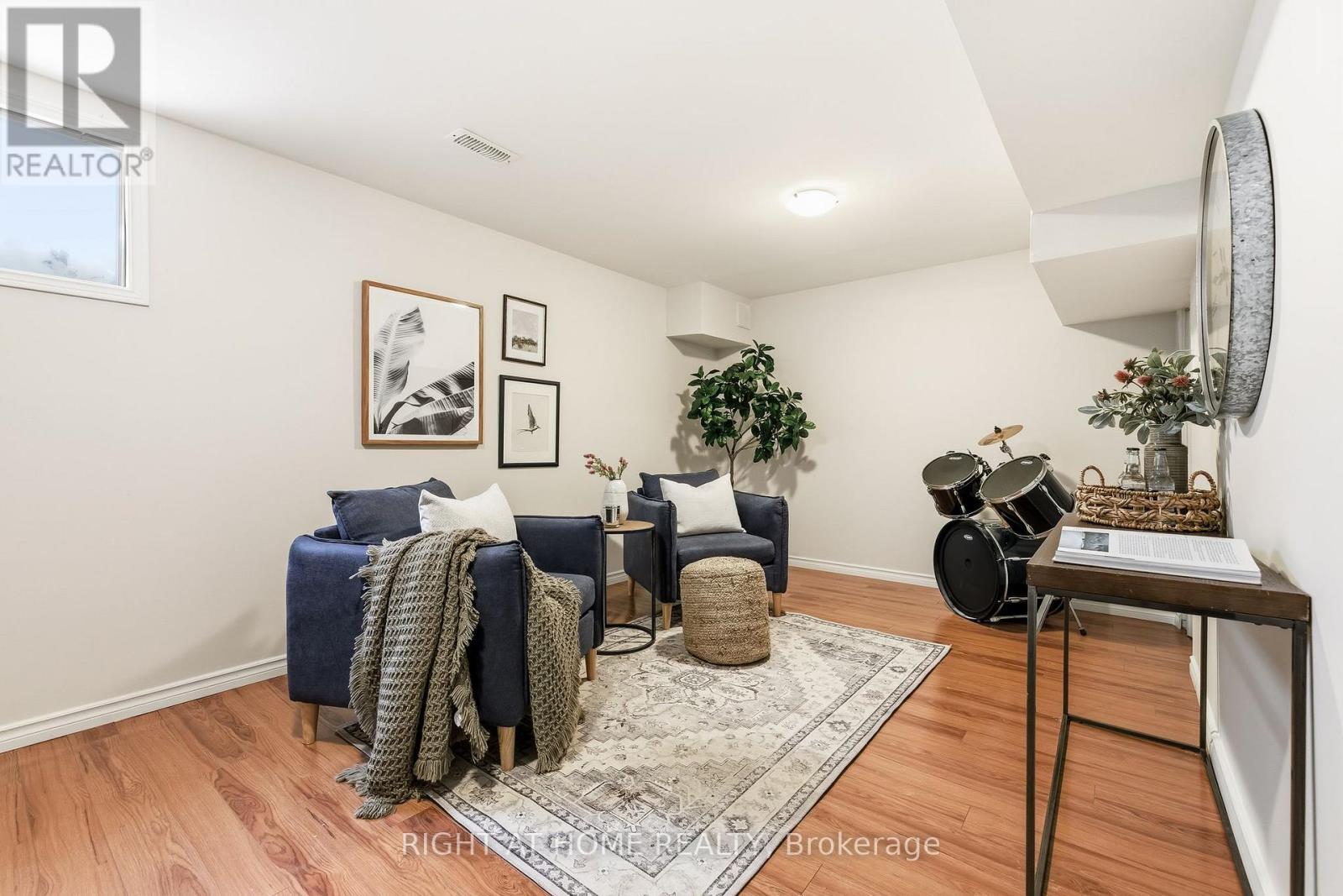 76 BUSHFORD STREET,Clarington (Courtice),,