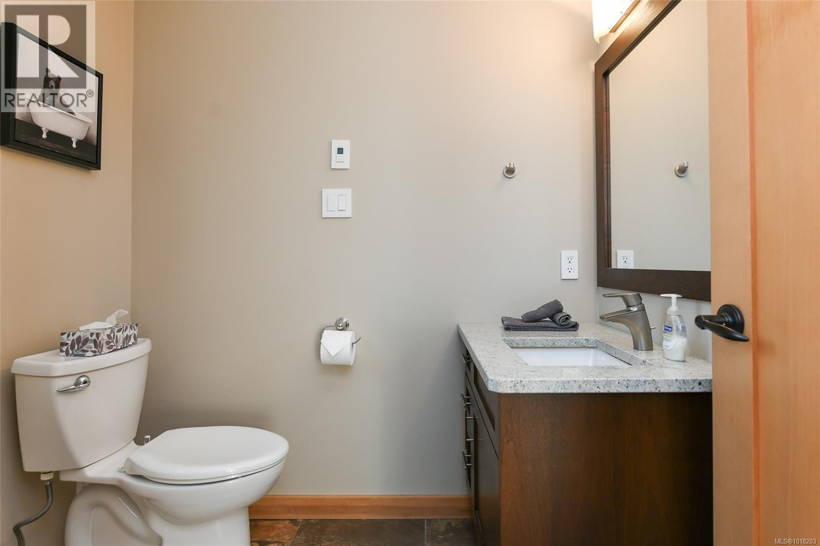 570 ARROWSMITH RIDGE - 34