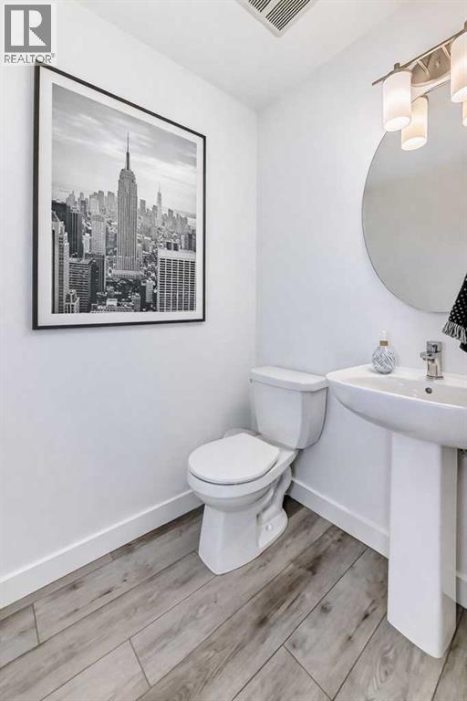 Single Family House for Sale in  Spring Creek Common SW Springbank Hill Calgary 