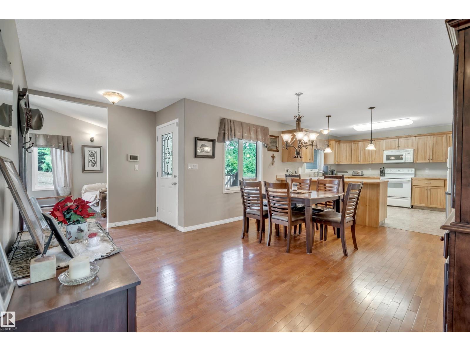 62019 RANGE ROAD 421 - 23