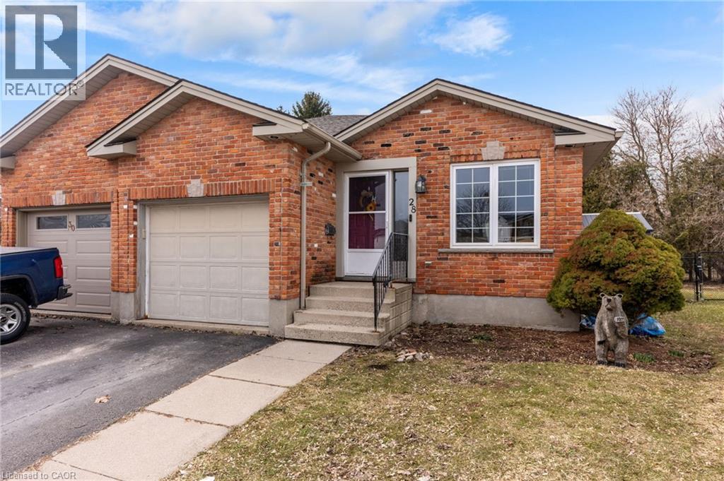 28 GEMMELL Court