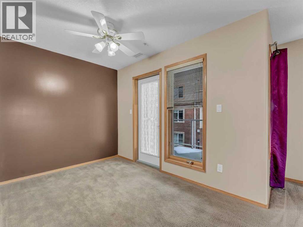 
          1182 Southview Drive Southeast
            <br/>
            <span>Medicine Hat</span>
            , 
            <span>AB</span>
             <span>T1B4L2</span>
         - Photo 12